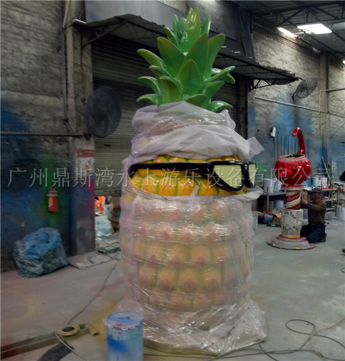 菠萝造型喷水